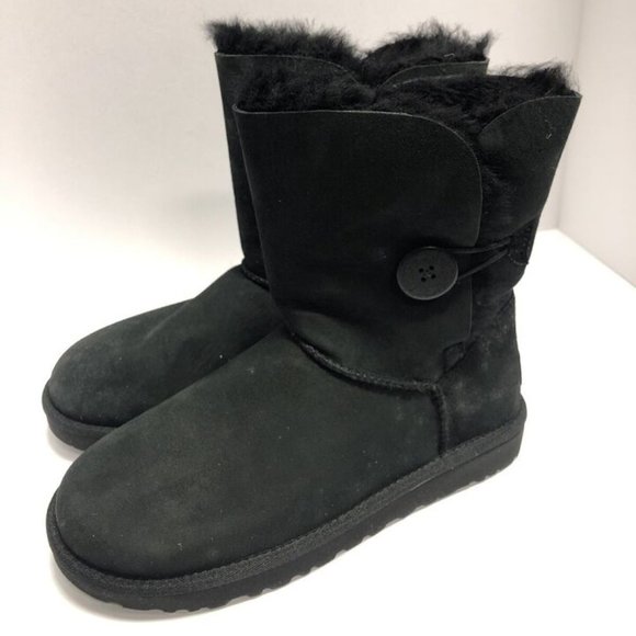 UGG Women’s Bailey Button II Black Winter Boots, Size 8 M - Picture 4 of 7